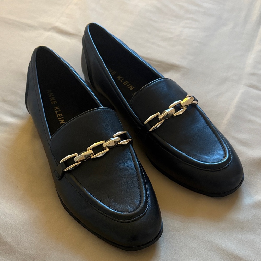 Anne Klein Black Flats with Silver Chain Accent